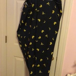 Eloquii 22W Black and Yellow Banana Pants